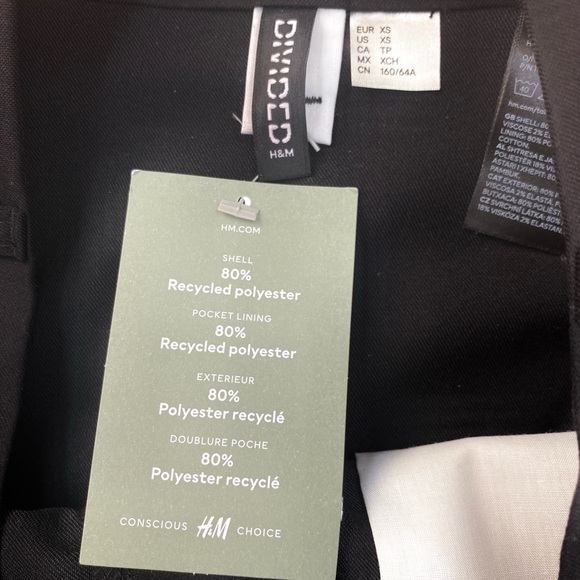 H&M black mini skirt - Picture 4 of 5